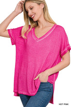 Load image into Gallery viewer, WASHED SHORT SLEEVE V-NECK TOP W HI-LOW HEM
